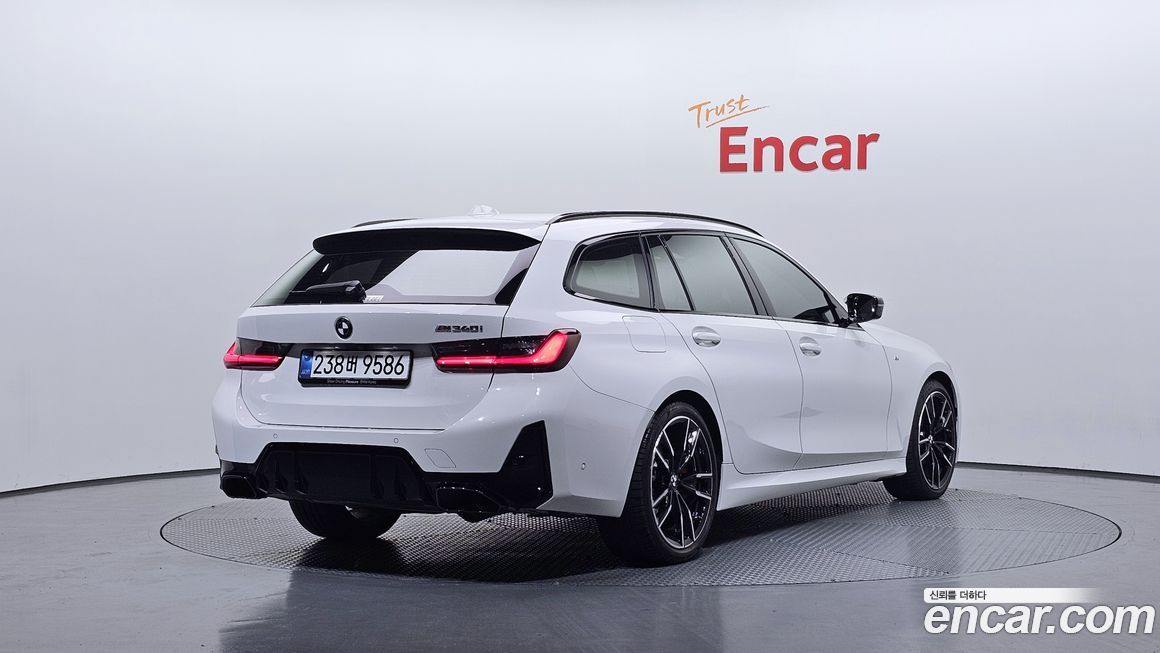 BMW 3-Series M340i xDrive Touring Pro, 2025