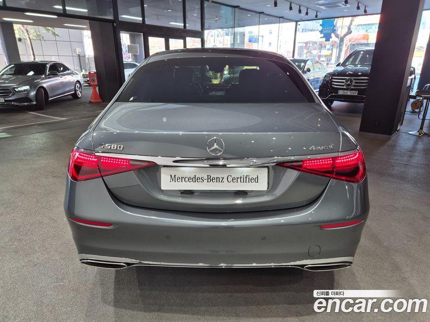 Mercedes-Benz S-Class S580L 4MATIC, 2025