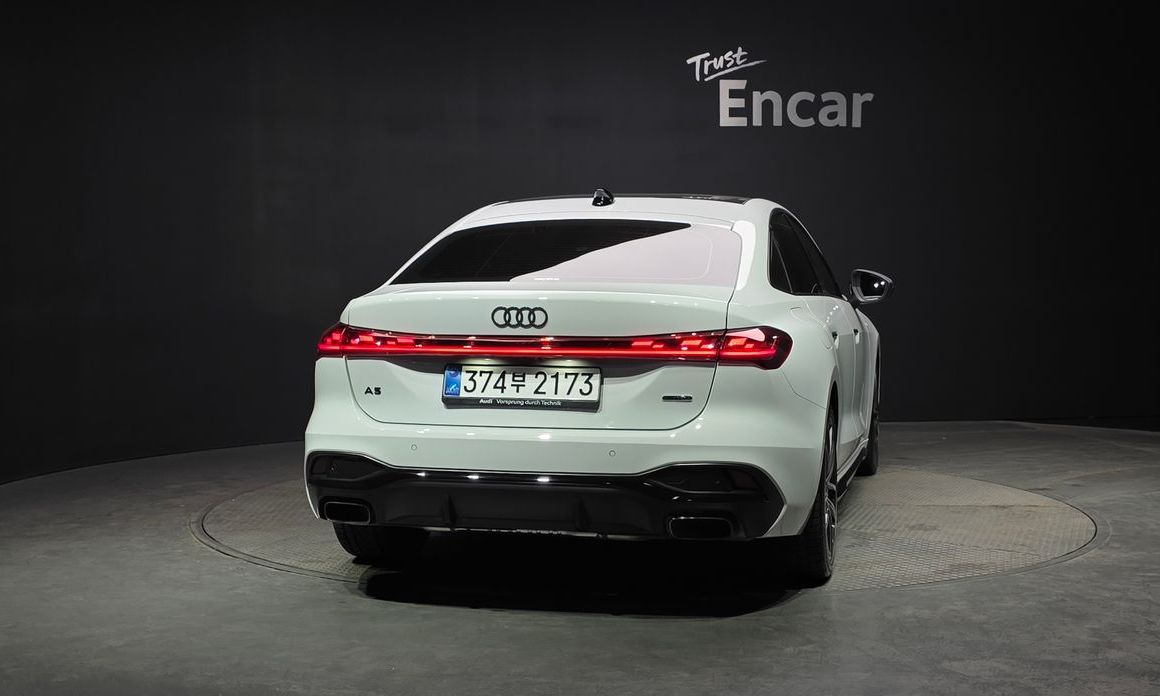 Audi A5 45 TFSI Quattro S Line, 2025