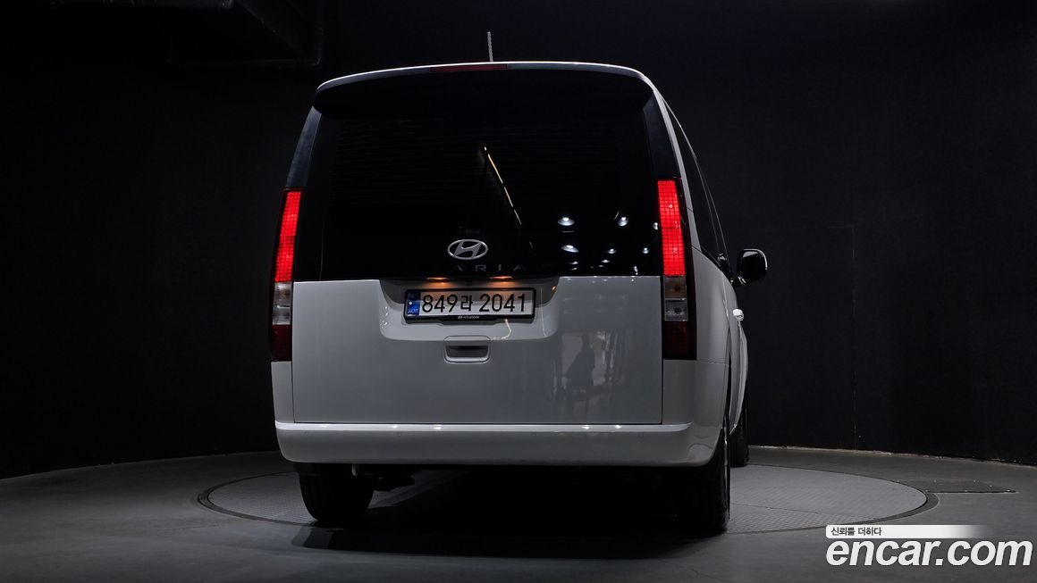 Hyundai Staria Cargo 5-Seater, 2025
