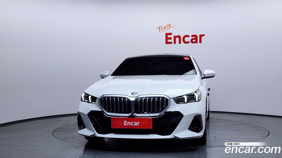 BMW 5-Series 523d xDrive M Sport, 2024