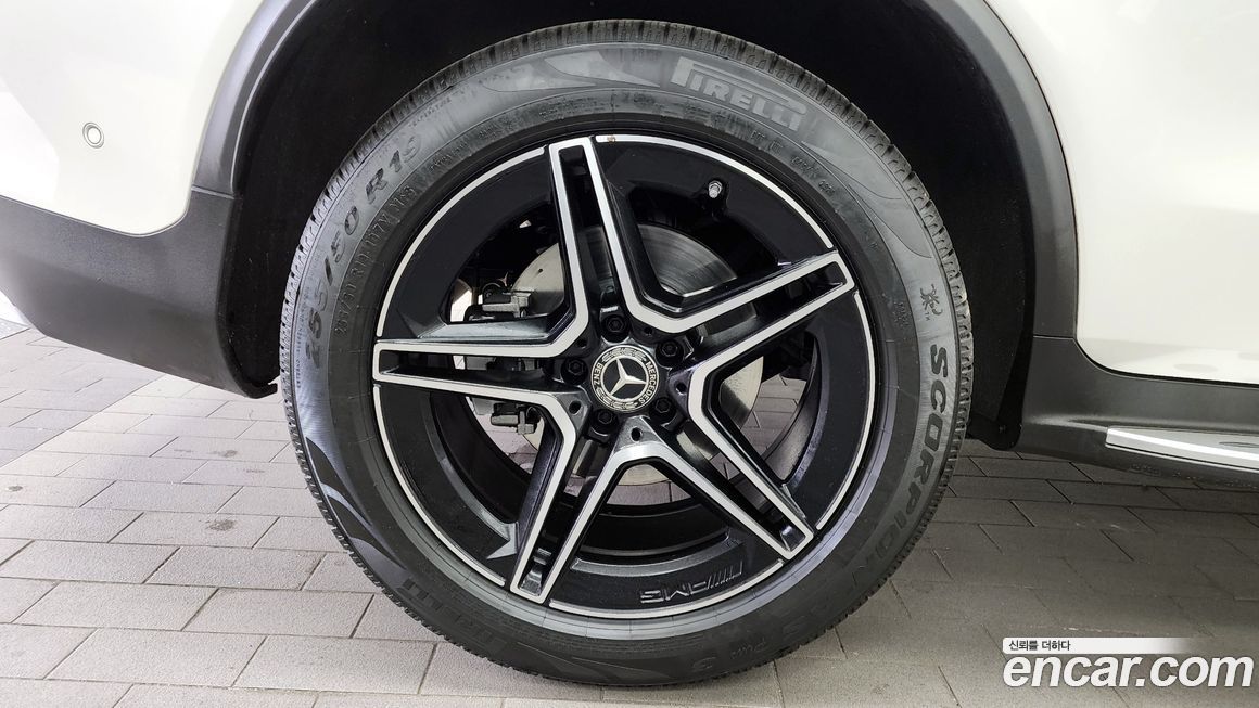 Mercedes-Benz GLC-Class GCL300 4MATIC Coupe, 2023