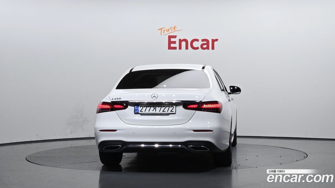 Mercedes-Benz E-Class E250 AMG Line, 2023