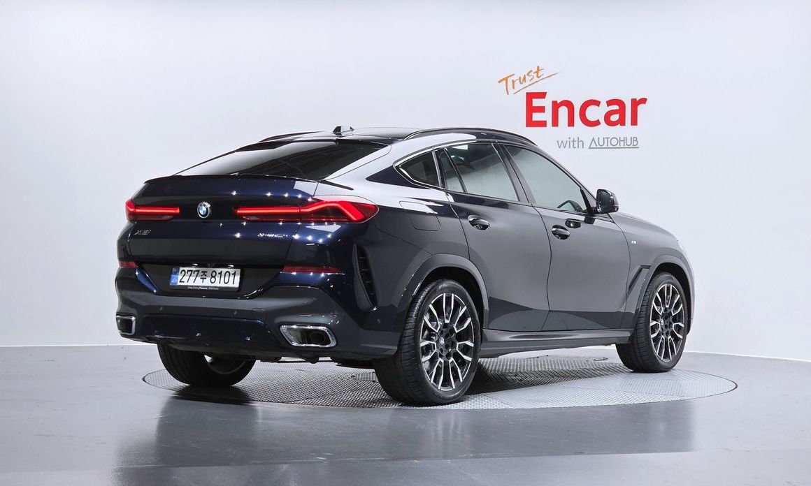 BMW X6 xDrive40i M Sport, 2025