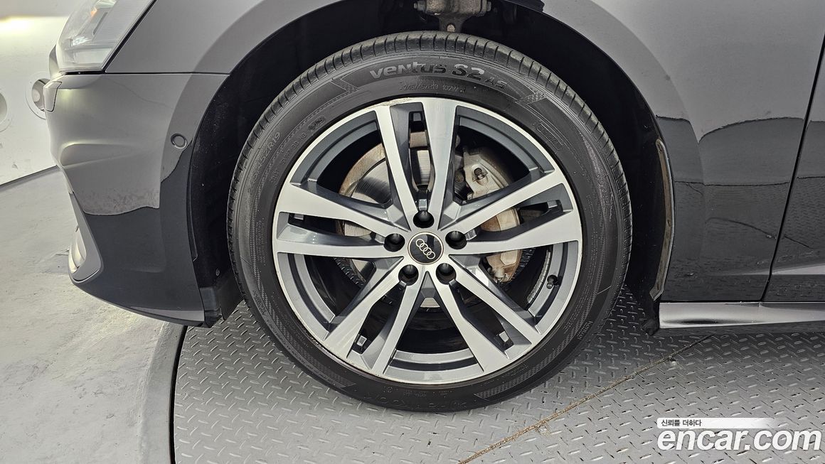 Audi A6 40 TDI Premium, 2023