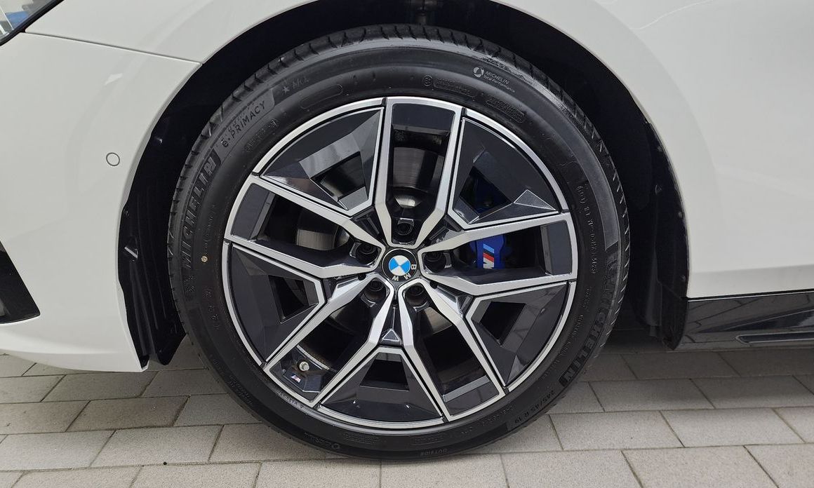 BMW 5-Series 520i M Sport, 2024