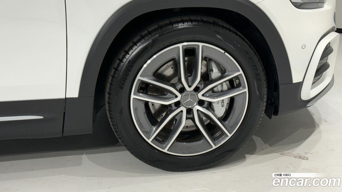 Mercedes-Benz GLB-Class AMG GLB35 4MATIC, 2025