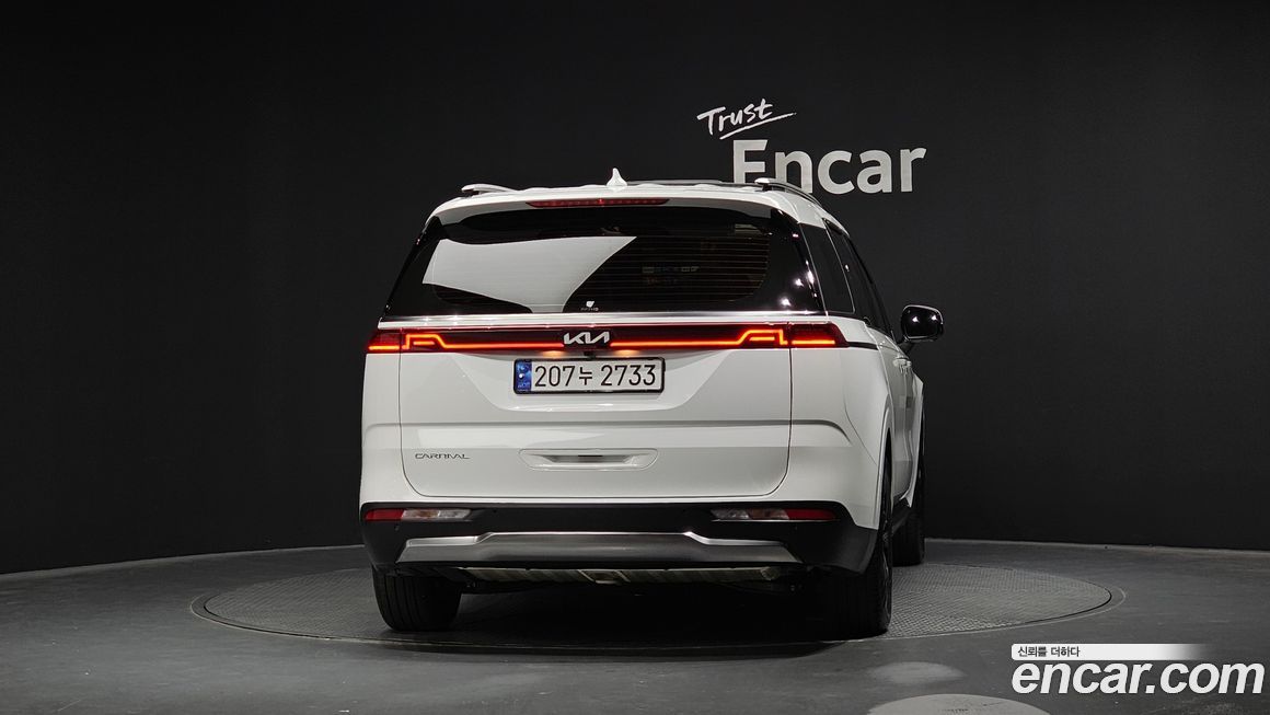 Kia Carnival 9-Seater Signature, 2023
