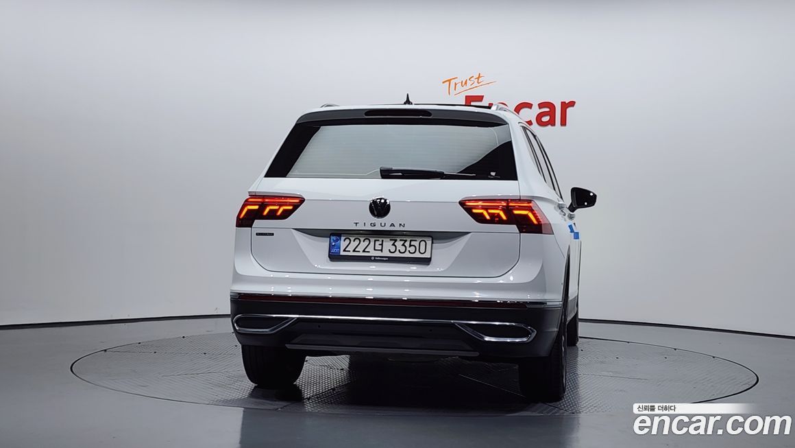 Volkswagen Tiguan 2.0 TSI Prestige, 2023