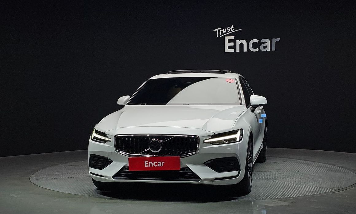 Volvo S60 B5 Ultimate Bright, 2024