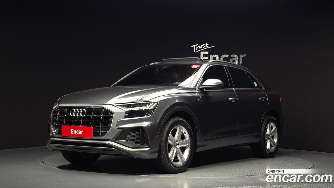 Audi Q8 45 TDI Quattro Premium, 2021