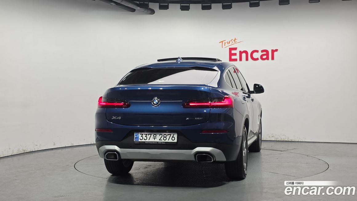 BMW X4 xDrive20i xLine, 2023