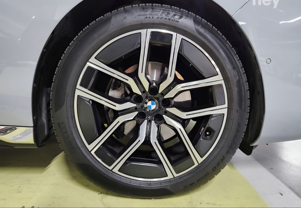 BMW 7-Series 740d xDrive M Sport, 2024