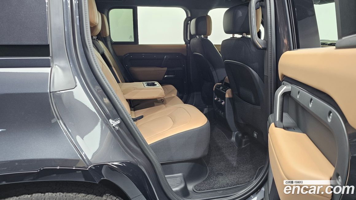 Land Rover Defender 110 P400 X, 2025