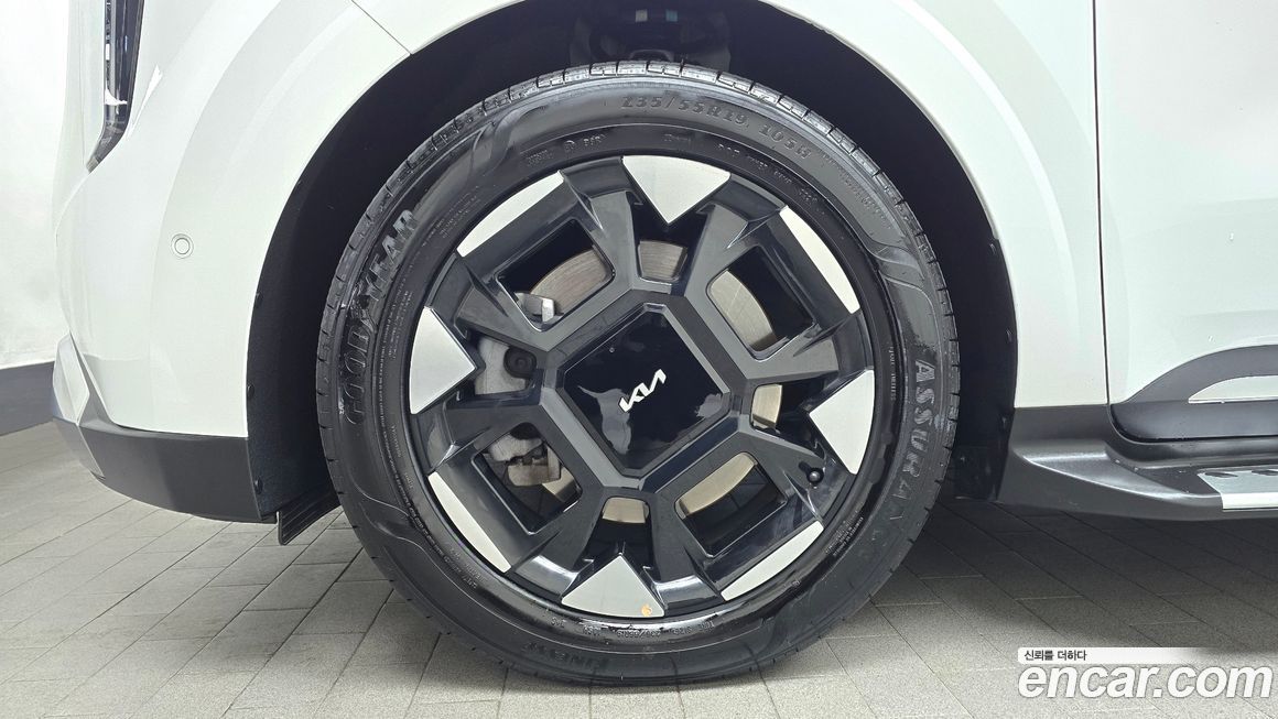 Kia Carnival 9-Seater Noblesse, 2025