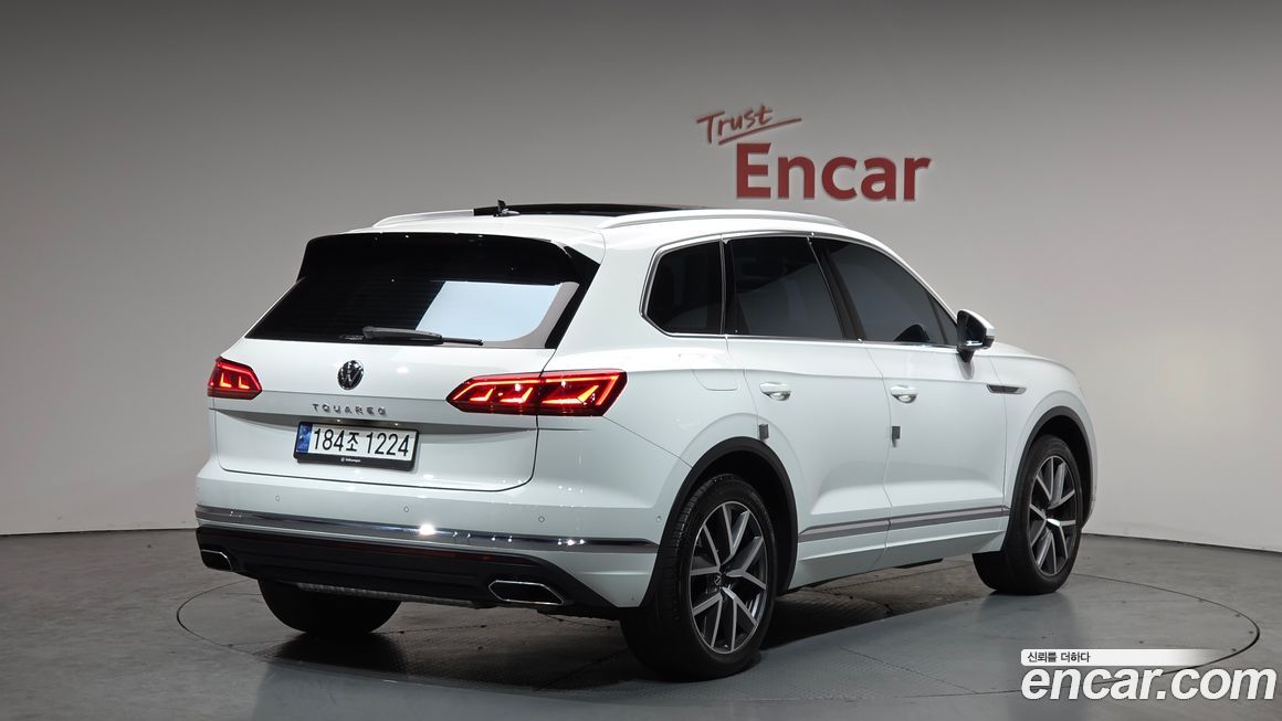 Volkswagen Touareg 3.0 TDI Prestige, 2023