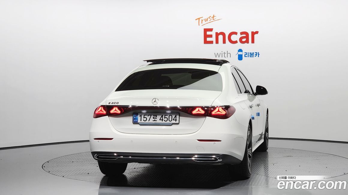 Mercedes-Benz E-Class E200 Avantgarde, 2024