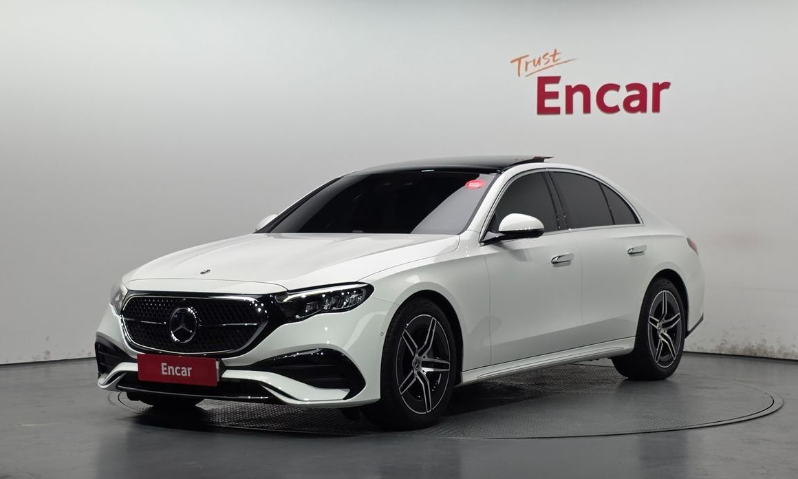Mercedes-Benz E-Class E200 AMG Line, 2026