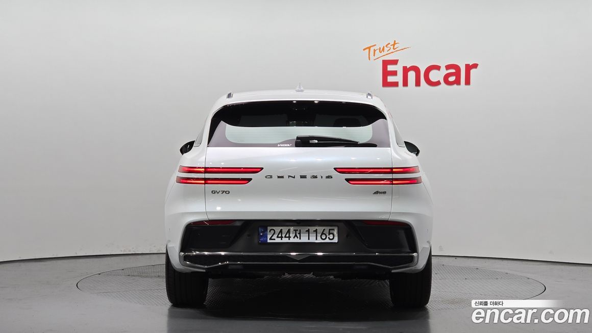 Genesis GV70 2.5T Gasoline AWD, 2025