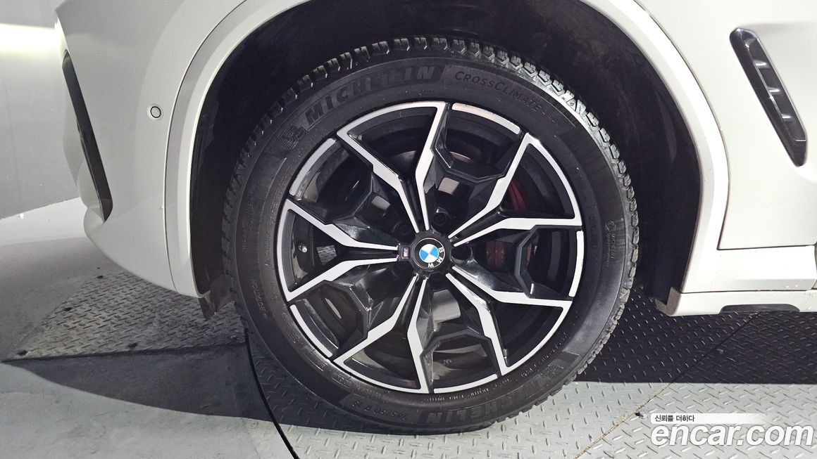 BMW X4 xDrive20i M Sports Pro, 2024