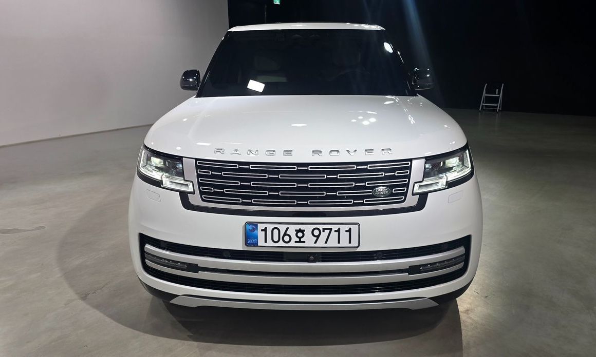 Land Rover Range Rover D350 Autobiography Long Wheel Base, 2025