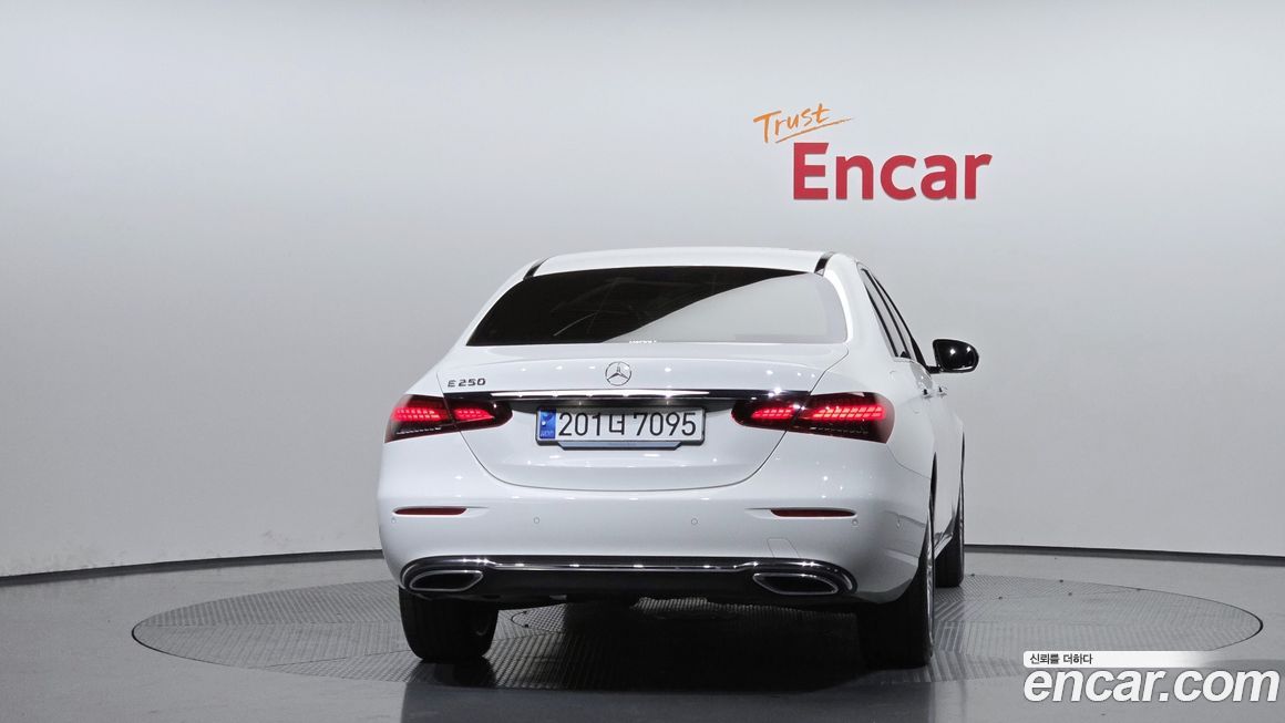 Mercedes-Benz E-Class E250 Exclusive, 2023