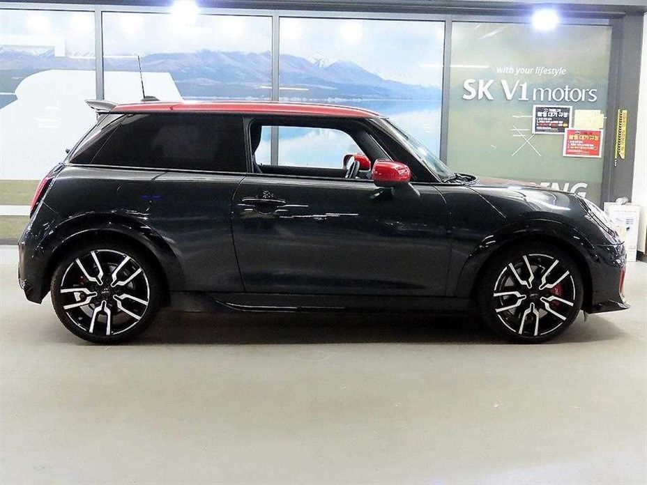 Mini Cooper JCW, 2025