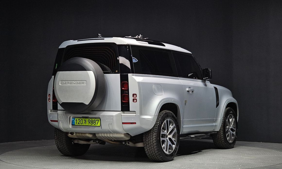 Land Rover Defender 90 D250 XS Edition, 2024