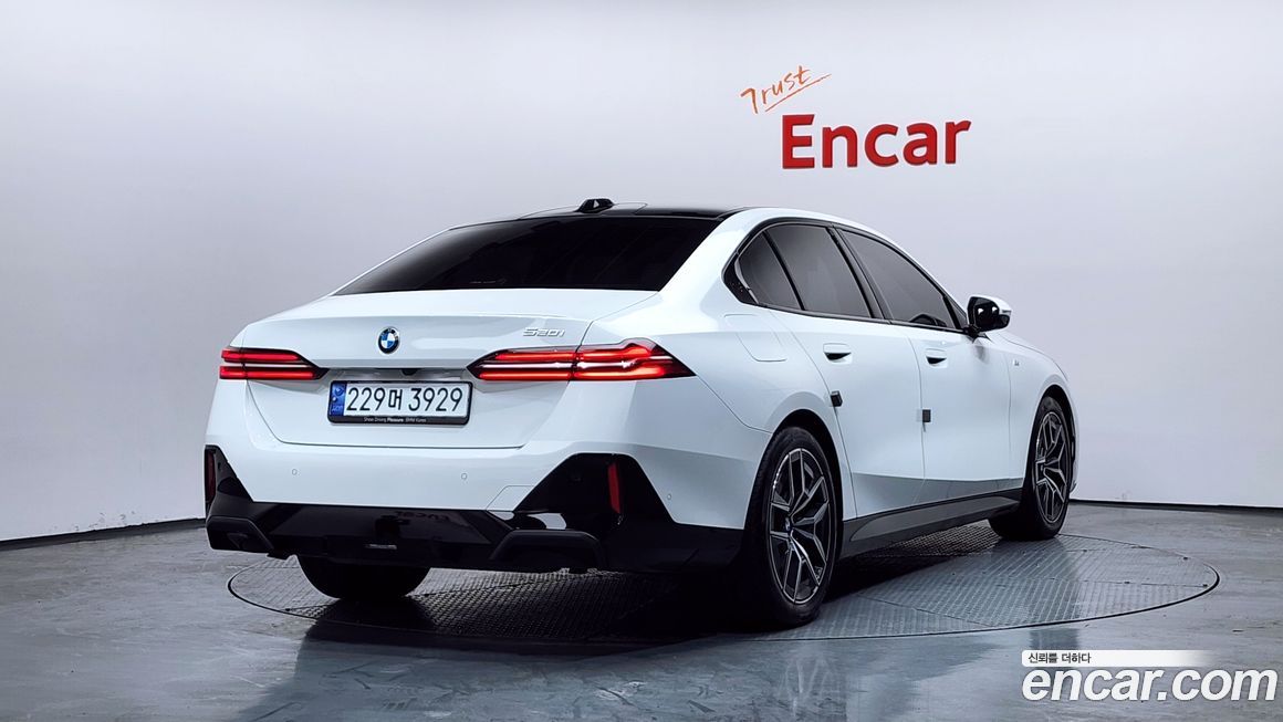 BMW 5-Series 520i M Sport, 2024