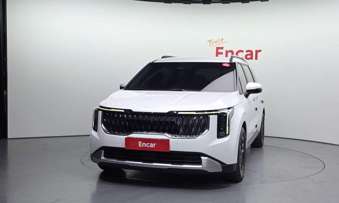 Kia Carnival 9-Seater Prestige, 2024