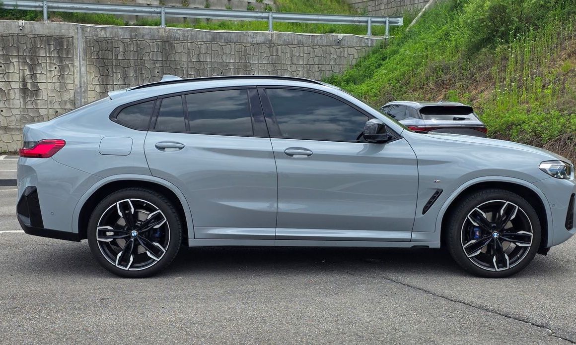 BMW X4 xDrive M40i, 2025