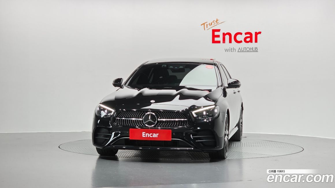 Mercedes-Benz E-Class E350 4MATIC AMG Line, 2023