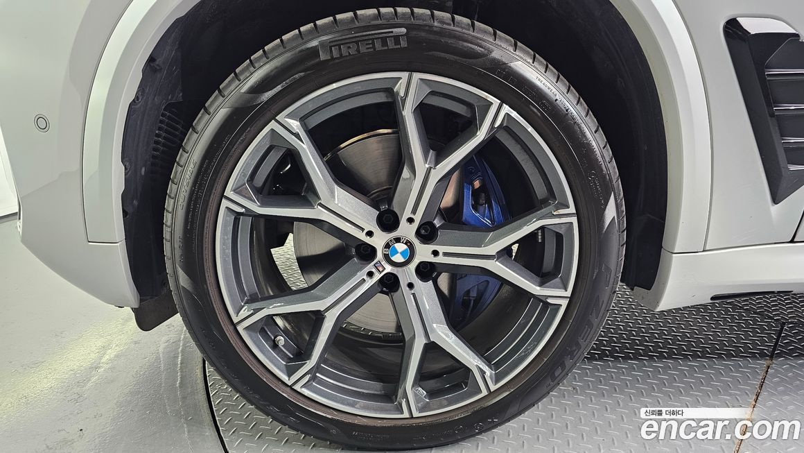 BMW X5 xDrive 30d M Sport, 2025