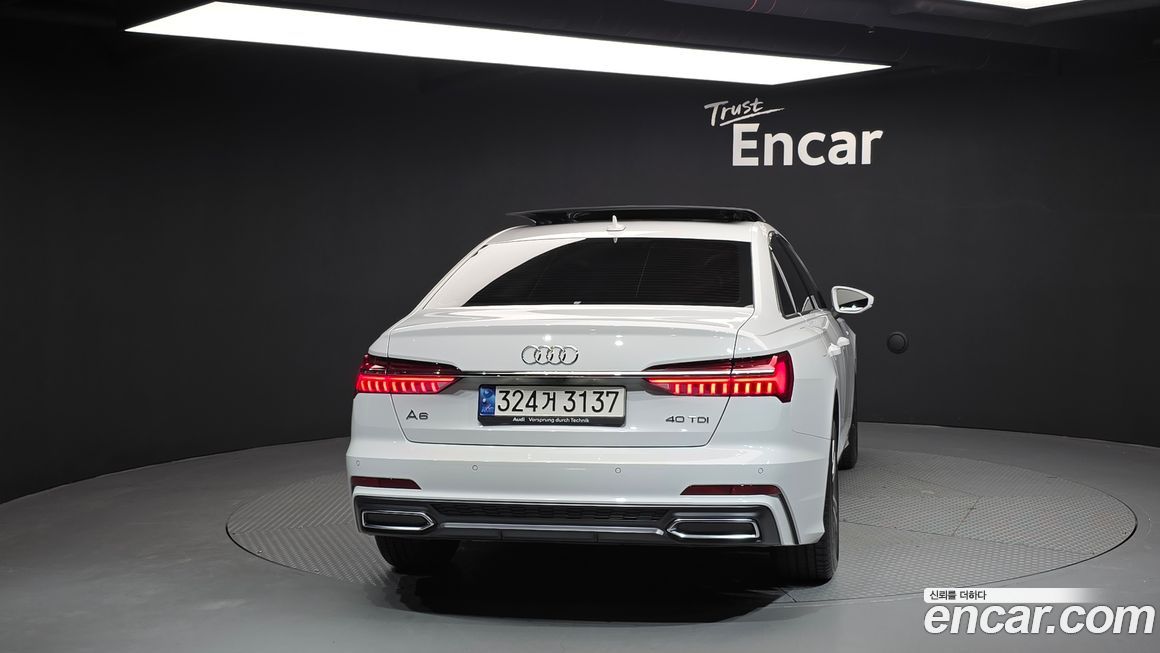 Audi A6 40 TDI Premium, 2022