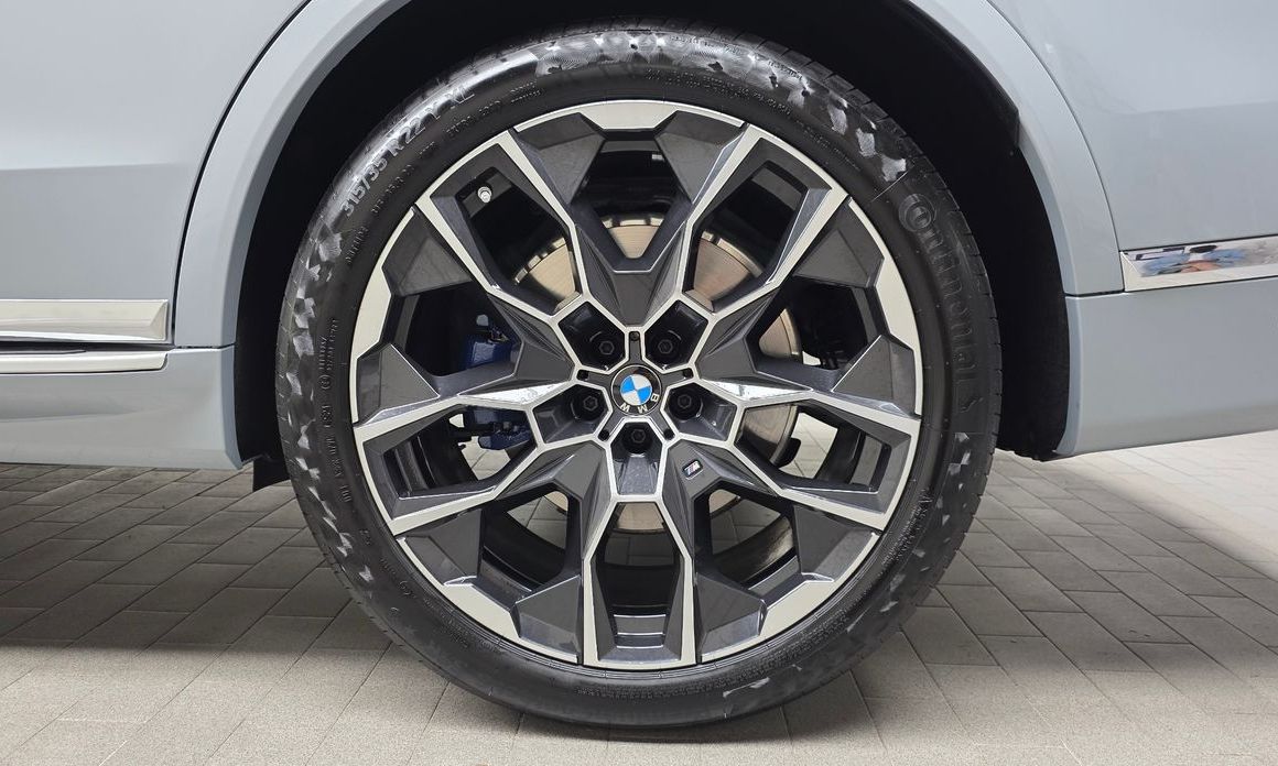 BMW X7 xDrive 40d M Sport 6STR, 2025