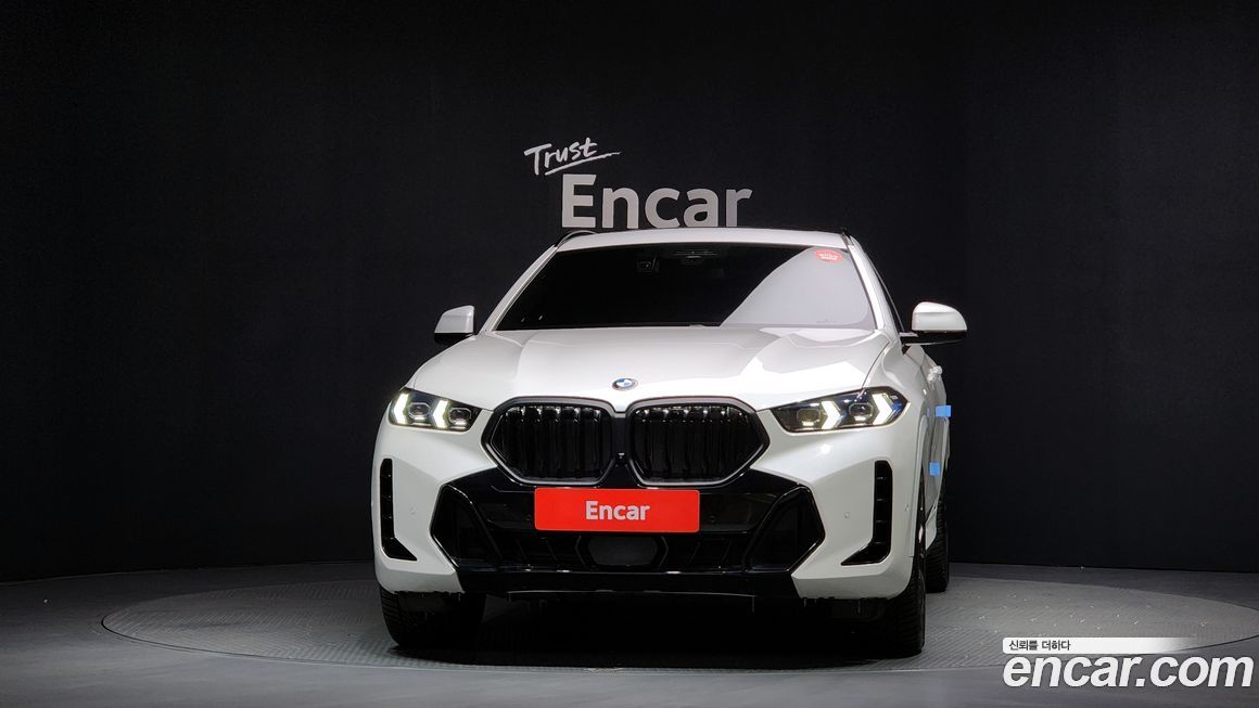 BMW X6 xDrive40i M Sport, 2024