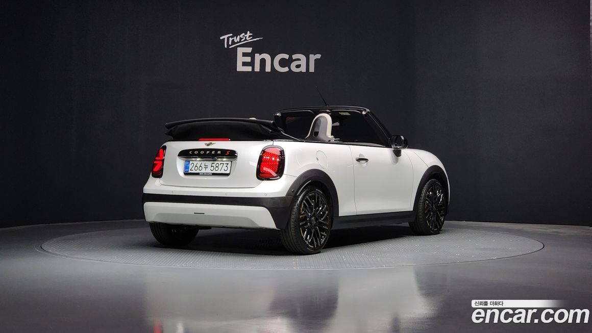 Mini Cooper Convertible Favoured, 2025