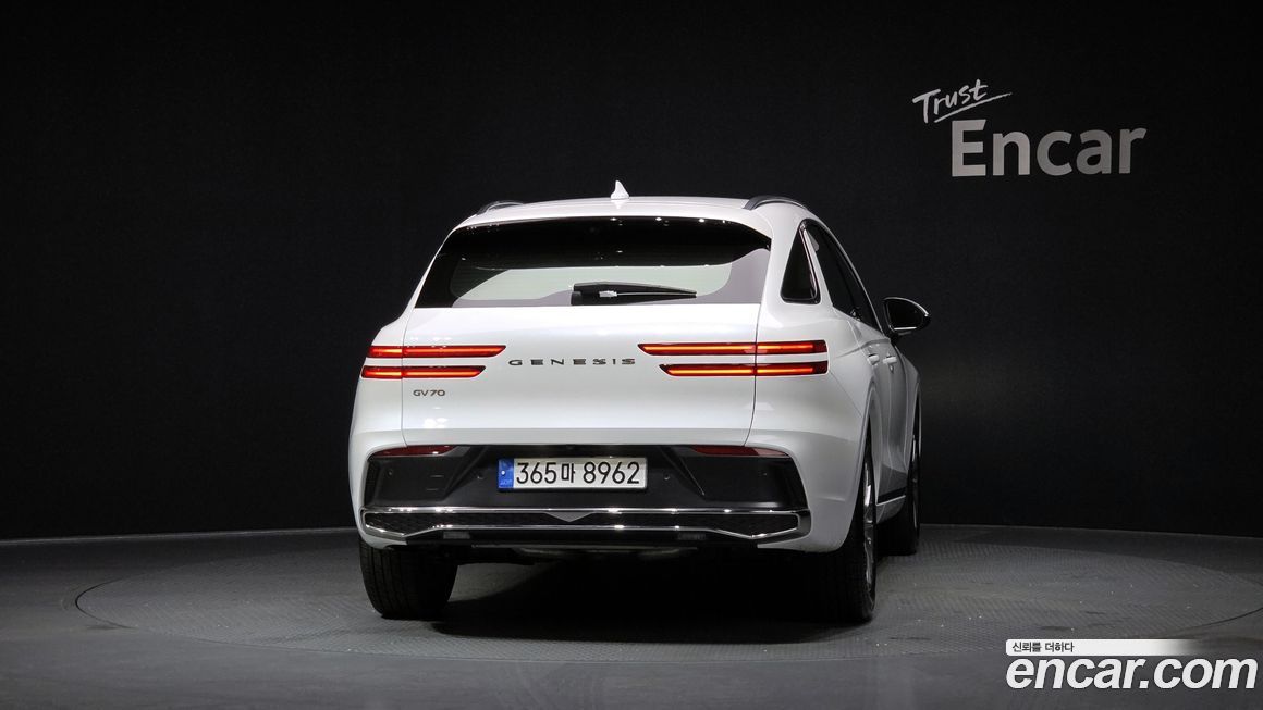 Genesis GV70 2.5T Gasoline 2WD, 2025