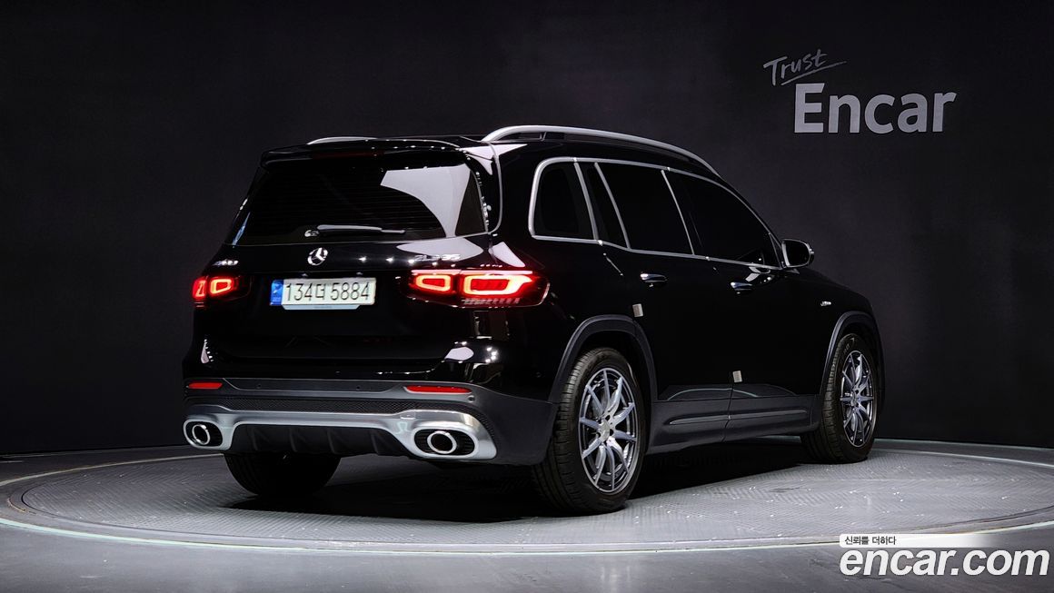 Mercedes-Benz GLB-Class AMG GLB35 4MATIC, 2023