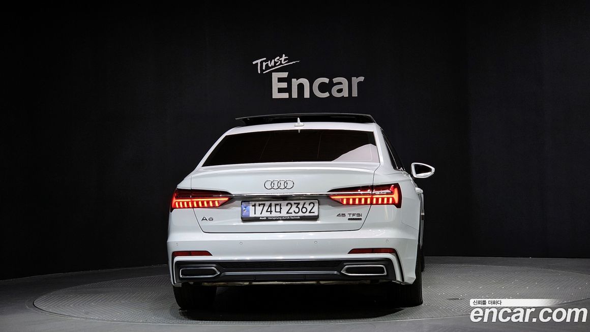 Audi A6 45 TFSI Quattro Premium, 2022