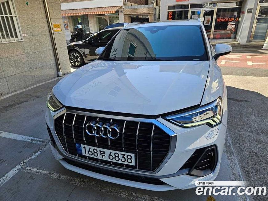 Audi Q3 35 TDI Quattro Premium, 2023