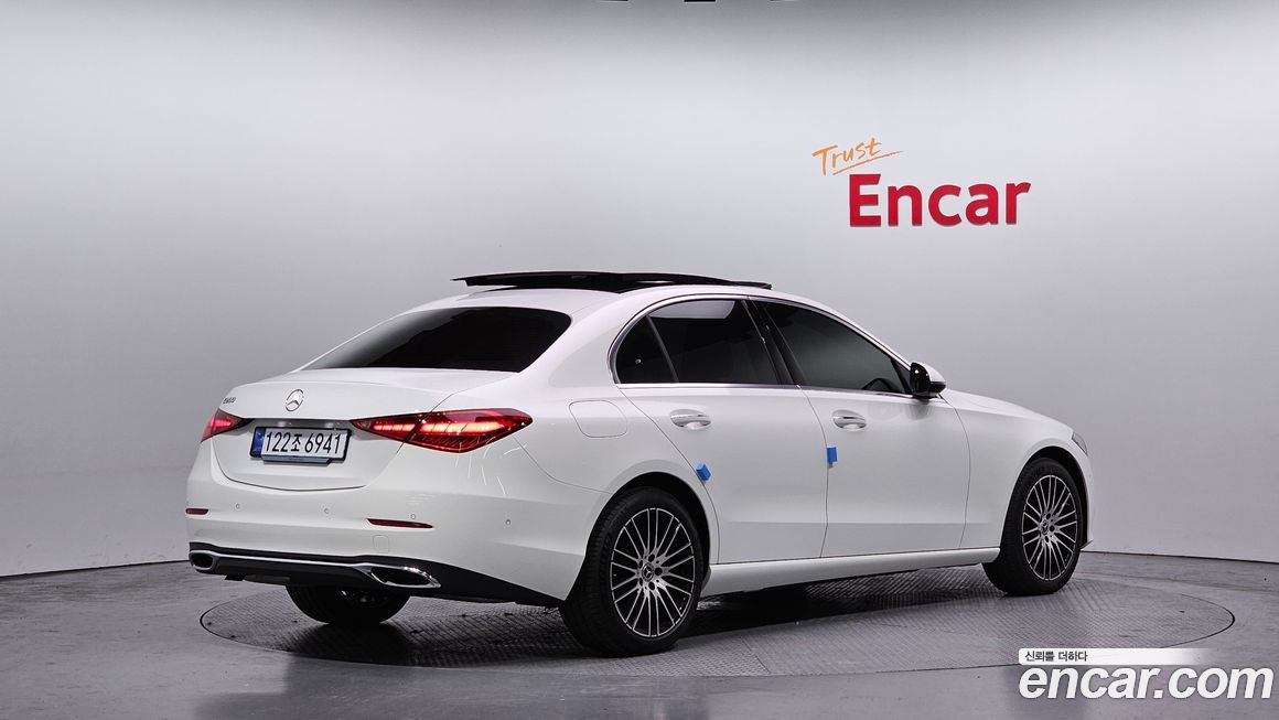Mercedes-Benz C-Class C200 Avantgarde, 2025