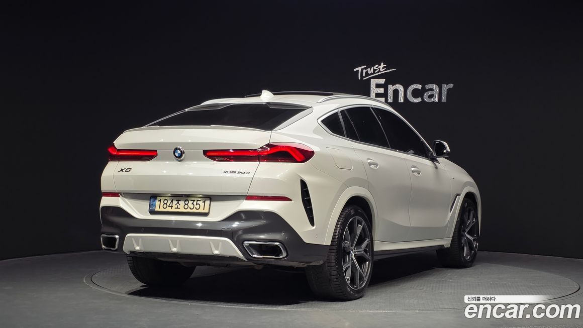 BMW X6 xDrive30d M Sport, 2022