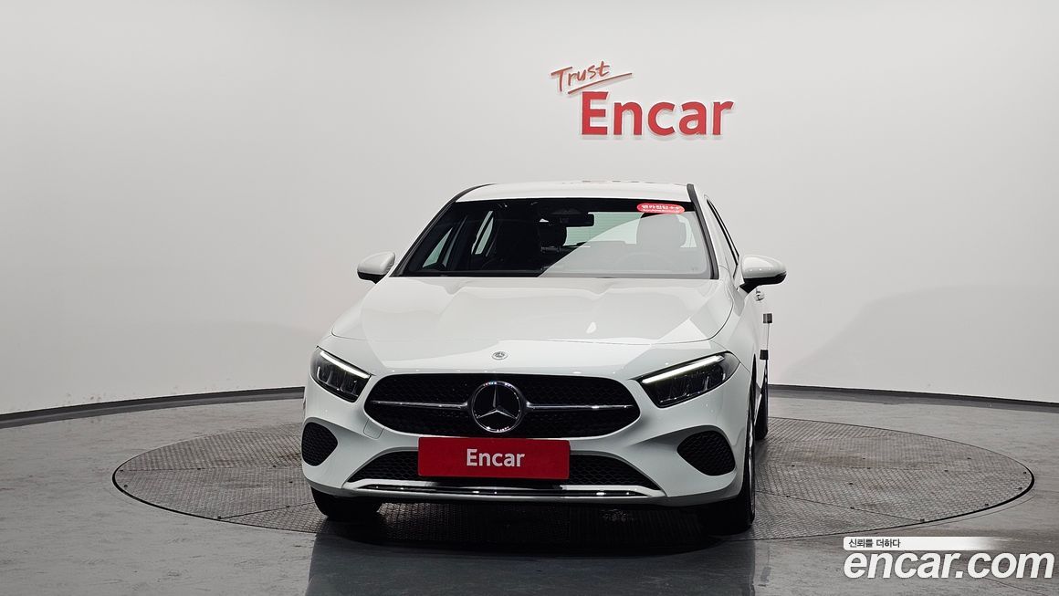 Mercedes-Benz A-Class A220 Hatchback, 2025