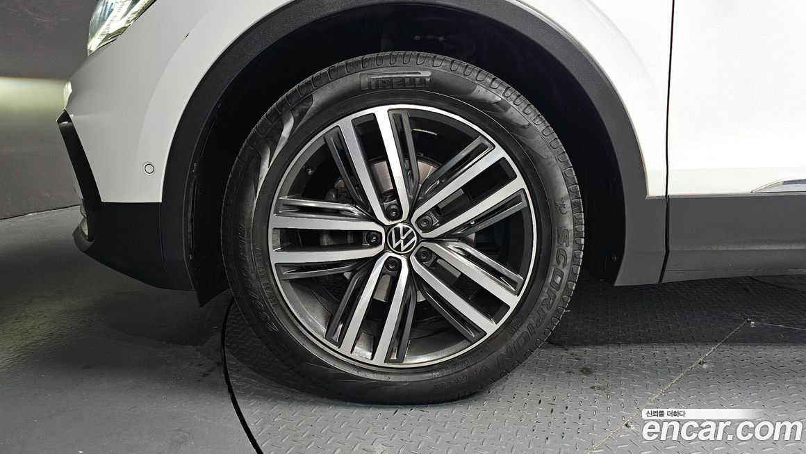 Volkswagen Tiguan 2.0 TDI 4Motion Prestige, 2023
