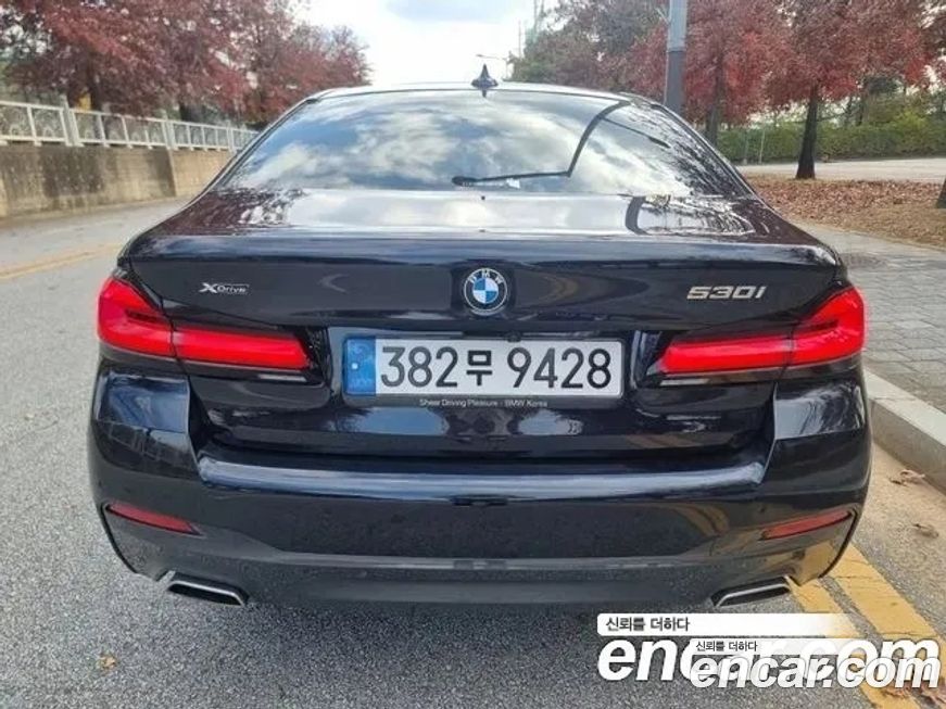 BMW 5-Series 530i xDrive M Sport Package, 2023