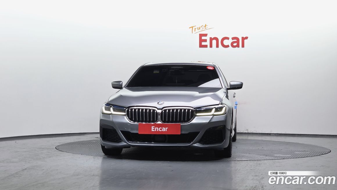 BMW 5-Series 530i M Sport Package, 2023