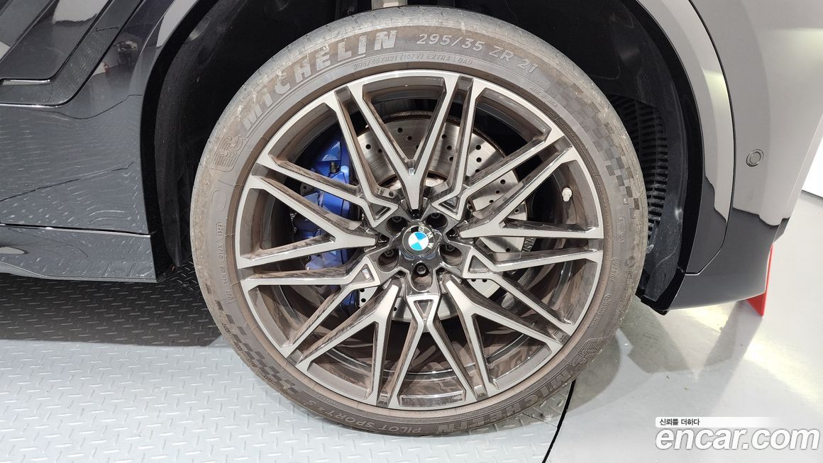 BMW X6M 4.4 Competition, 2024