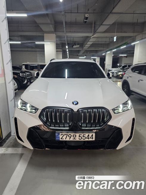 BMW X6 xDrive40i M Sport, 2024