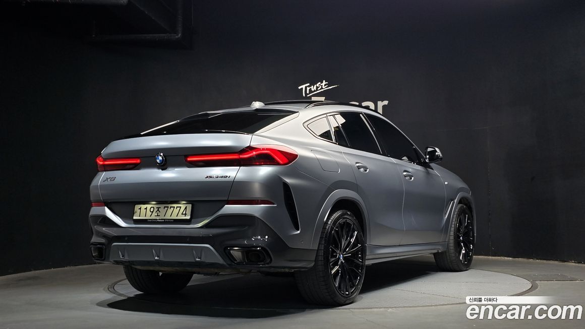 BMW X6 xDrive40i M Sports Online Exclusive Edition, 2025